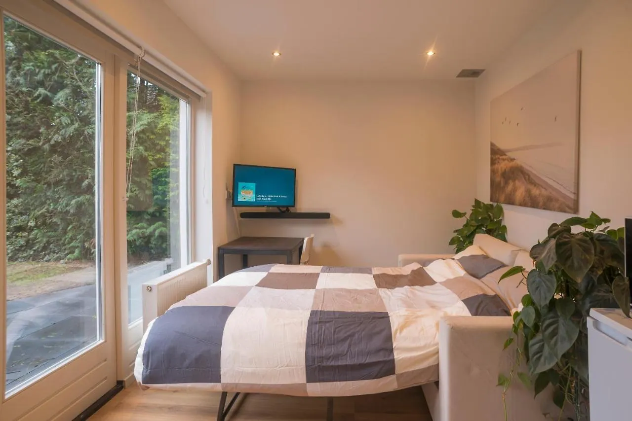 Right Garden Suite In Villa Near Centre And Tue Eindhoven 0*,