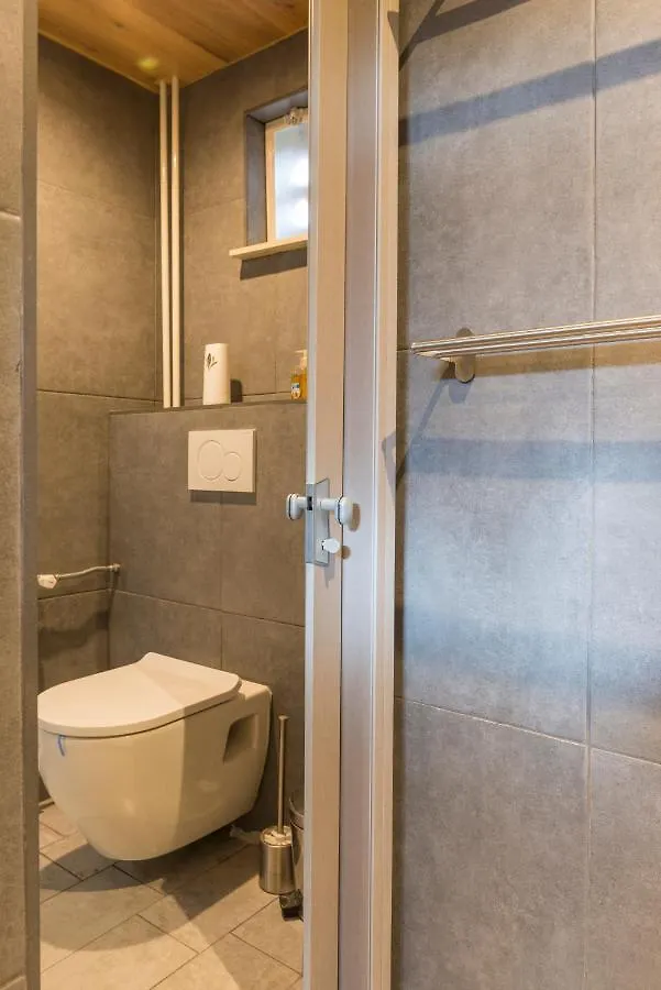 Right Garden Suite In Villa Near Centre And Tue Eindhoven Hollanda